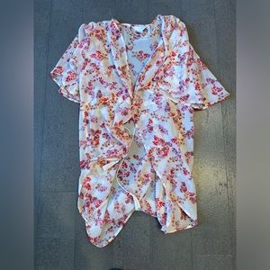 NWOT Lauren Conrad sheer floral kimono wrap with tie closure